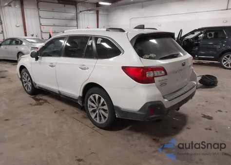 2019 Subaru Outback 2.5I Touring z USA, uszkodzony, nr VIN 4S4BSATC2K3275770